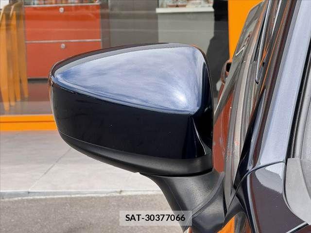 Mazda AXELA SPORT 2015-11 7251412-28