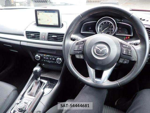 Mazda AXELA SPORT 2014-09 7272267-16
