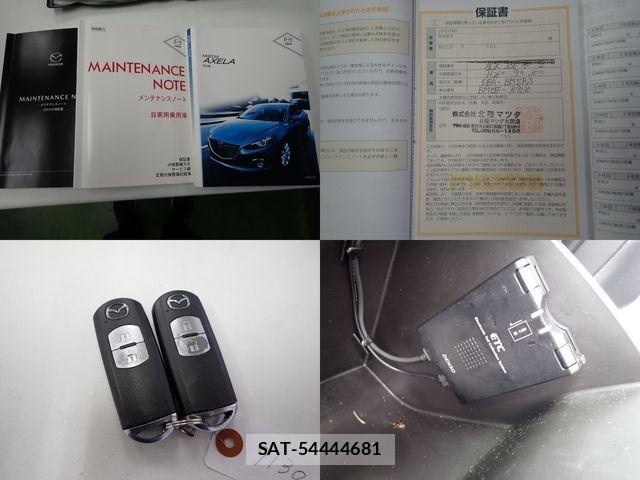 Mazda AXELA SPORT 2014-09 7272267-29
