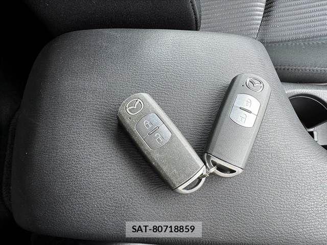 Mazda AXELA SPORT 2014-12 7272268-6