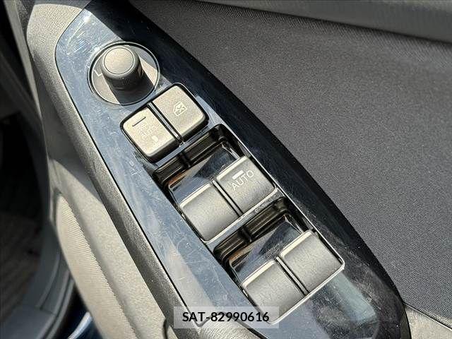 Mazda AXELA SPORT 2019-03 7328187-21