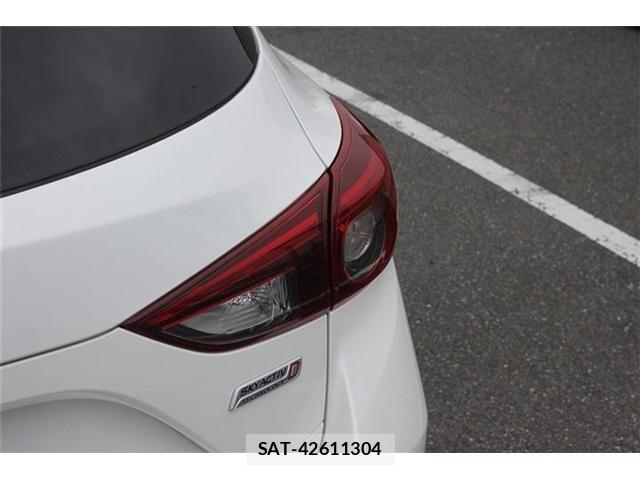 Mazda AXELA SPORT 2016-02 7328203-13
