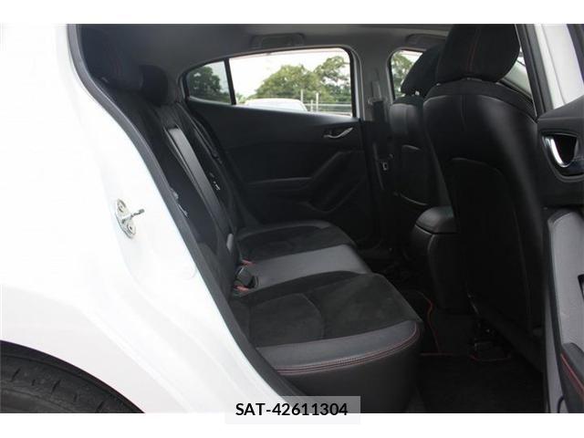 Mazda AXELA SPORT 2016-02 7328203-28