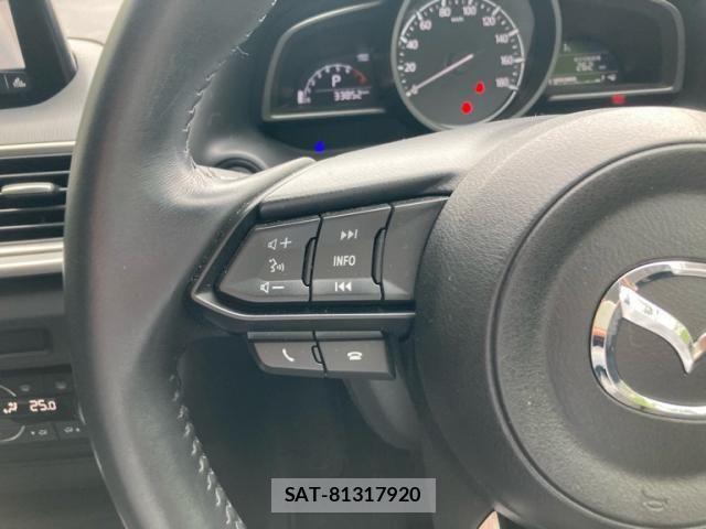 Mazda AXELA SPORT 2016-08 7328189-10
