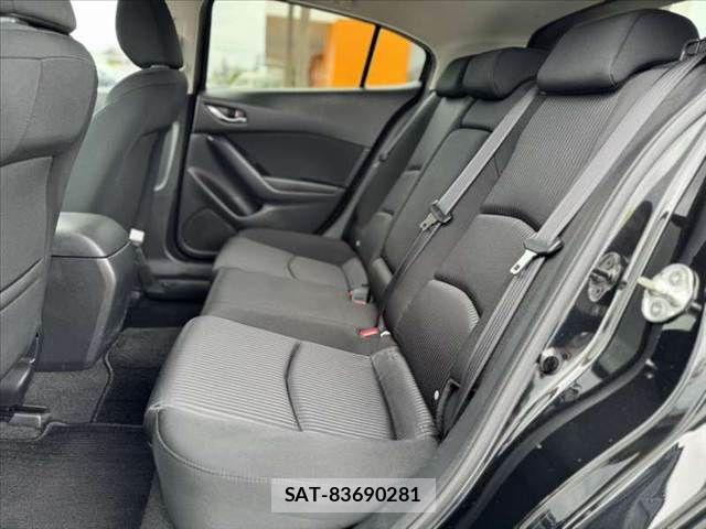 Mazda AXELA SPORT 2015-01 7328202-17