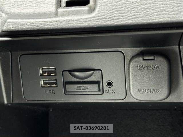 Mazda AXELA SPORT 2015-01 7328202-28