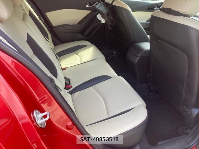 Mazda AXELA SPORT 2014-08 7328205-9