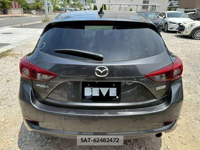 Mazda AXELA SPORT 2017-09 7328188-17