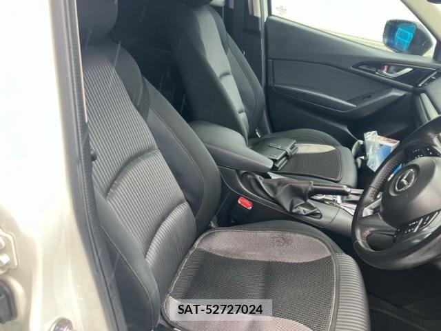 Mazda AXELA SPORT 2015-09 7328195-13