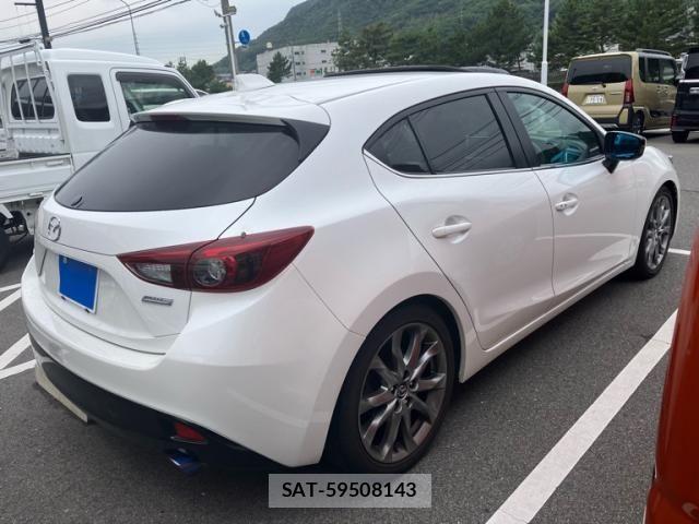 Mazda AXELA SPORT 2015-01 7358623-1