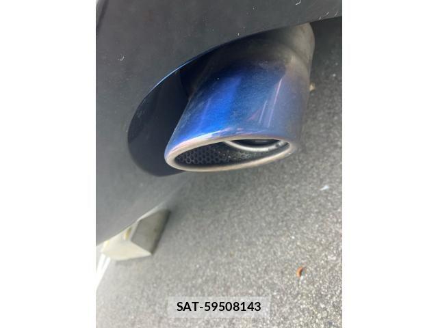 Mazda AXELA SPORT 2015-01 7358623-24