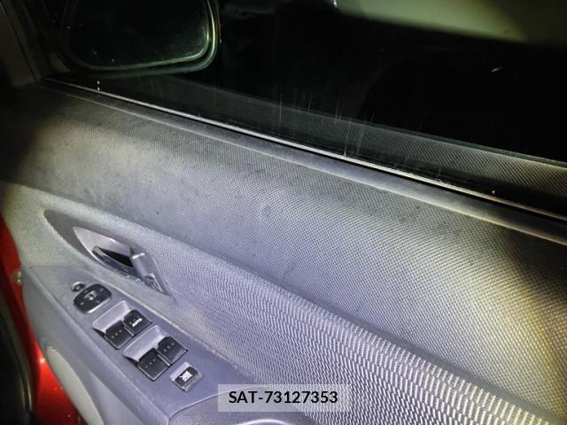 Mazda AXELA SPORT 2008-09 7358628-9