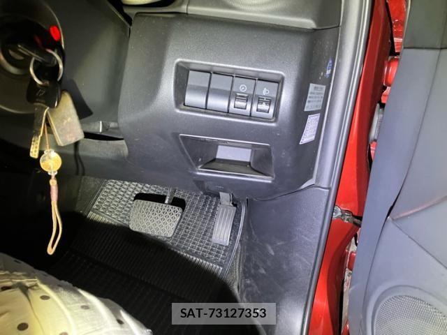 Mazda AXELA SPORT 2008-09 7358628-11
