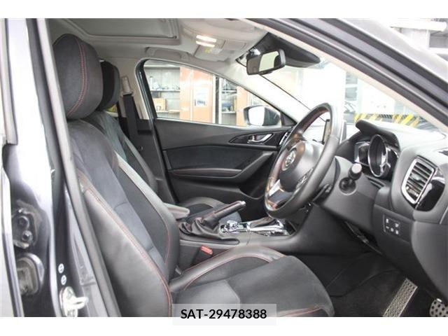 Mazda AXELA SPORT 2014-06 7358622-28