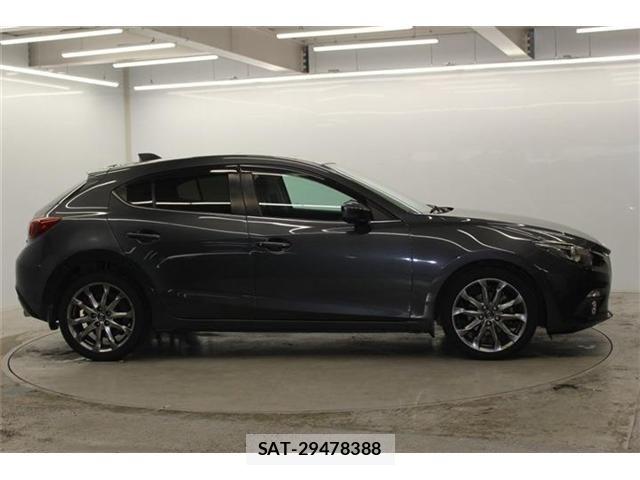 Mazda AXELA SPORT 2014-06 7358622-3