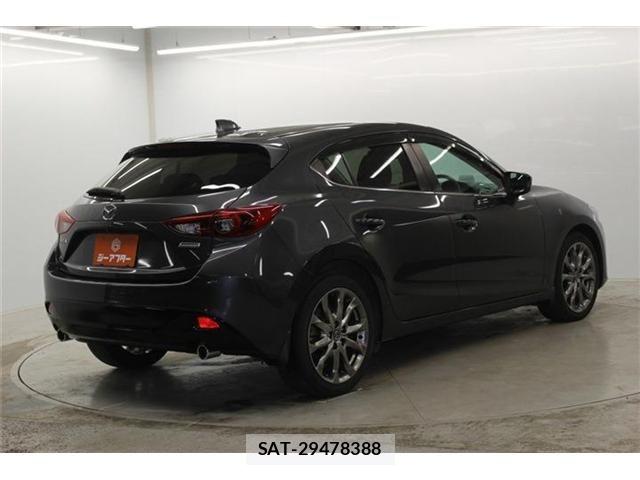 Mazda AXELA SPORT 2014-06 7358622-4