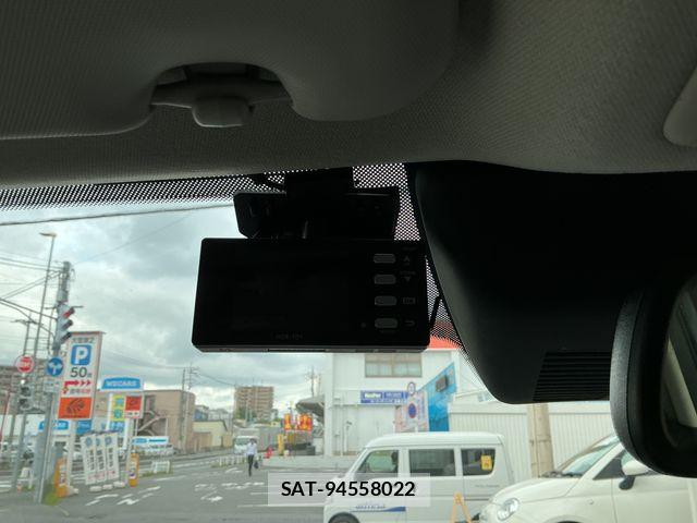 Mazda AXELA SPORT 2014-01 7358626-12