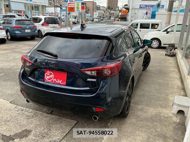 Mazda AXELA SPORT 2014-01 7358626-2