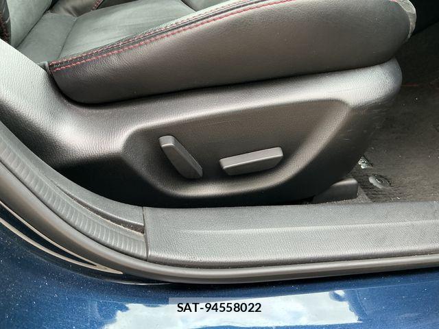 Mazda AXELA SPORT 2014-01 7358626-8