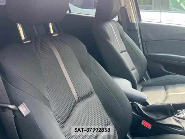 Mazda AXELA SPORT 2017-04 7392745-11
