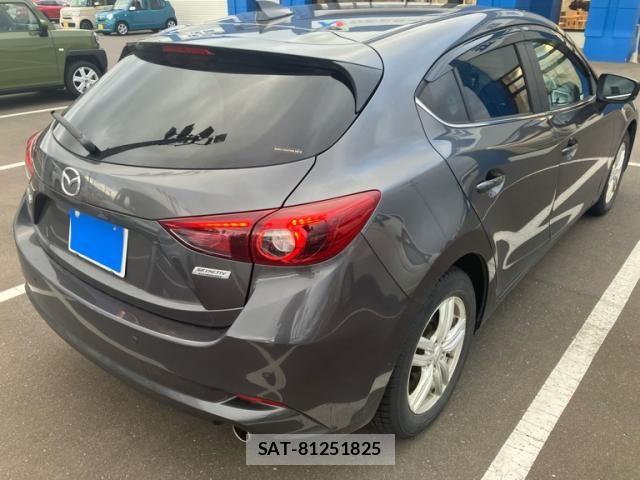 Mazda AXELA SPORT 2018-07 7392752-6
