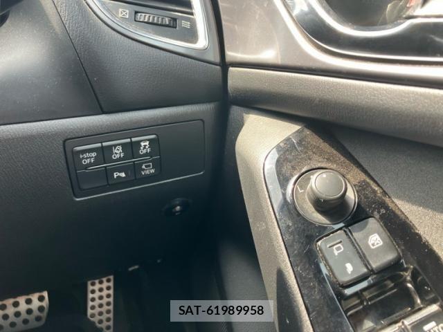 Mazda AXELA SPORT 2017-09 7455561-15