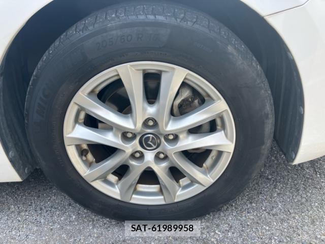Mazda AXELA SPORT 2017-09 7455561-7