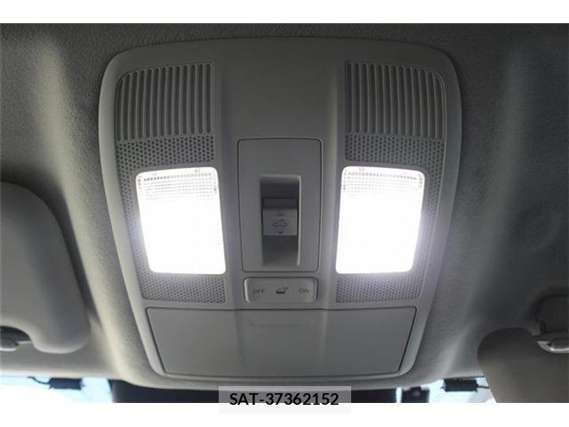 Mazda AXELA SPORT 2014-03 7455556-26