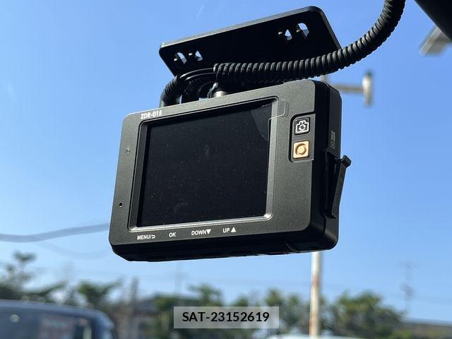 Mazda AXELA SPORT 2014-02 7455555-11