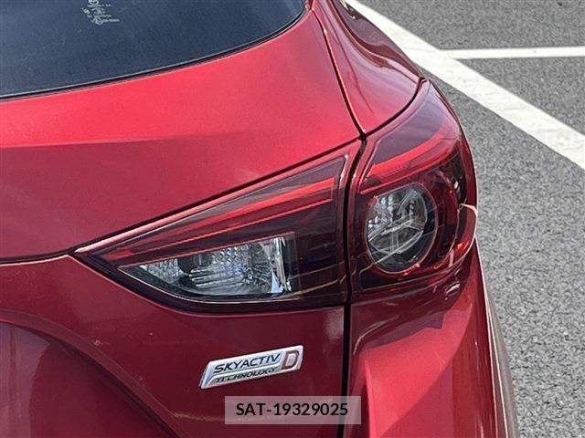 Mazda AXELA SPORT 2015-08 7509125-12