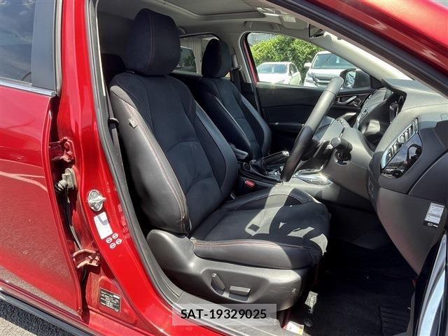 Mazda AXELA SPORT 2015-08 7509125-14
