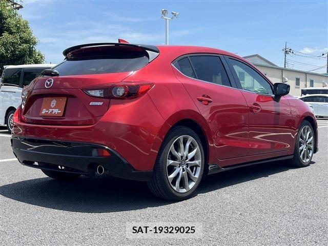 Mazda AXELA SPORT 2015-08 7509125-21
