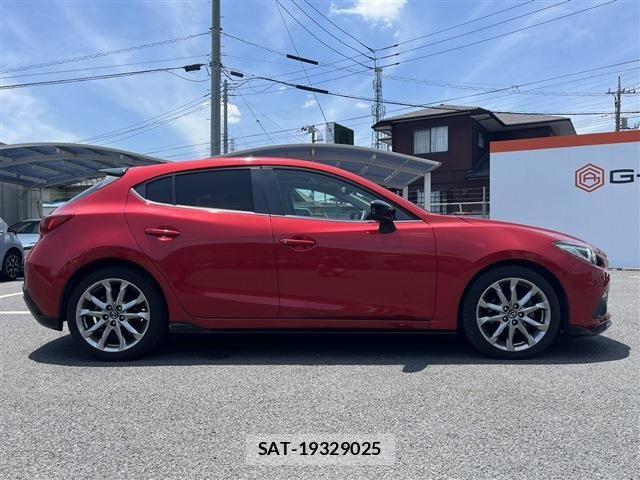Mazda AXELA SPORT 2015-08 7509125-8