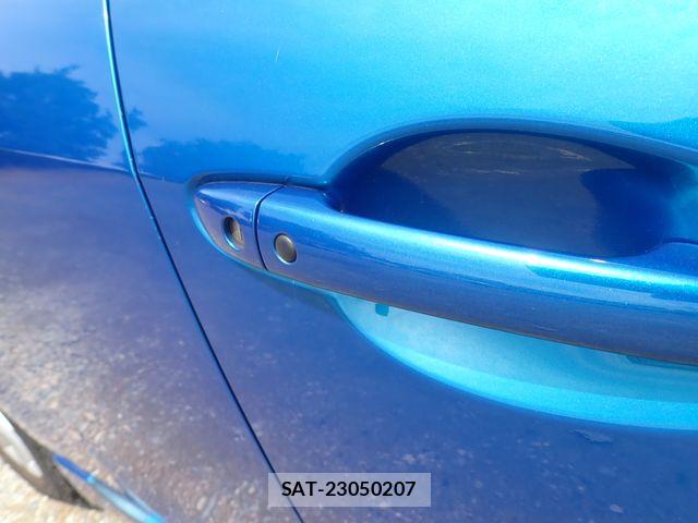 Mazda AXELA SPORT 2011-10 7501383-11