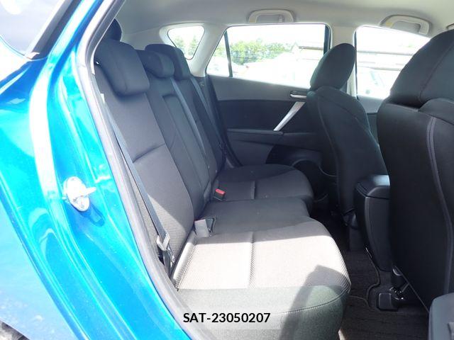 Mazda AXELA SPORT 2011-10 7501383-21
