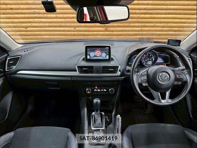 Mazda AXELA SPORT 2015-10 7501381-2