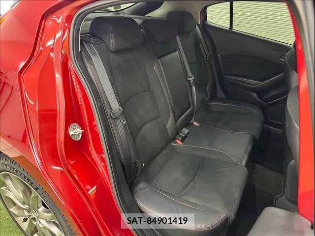 Mazda AXELA SPORT 2015-10 7501381-6