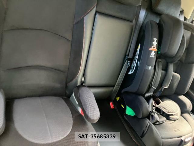 Mazda AXELA SPORT 2015-01 7562392-17