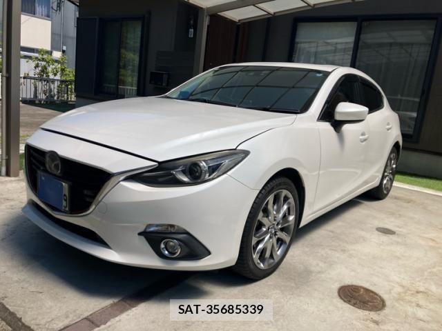 Mazda AXELA SPORT 2015-01 7562392-1