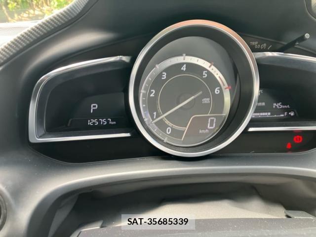 Mazda AXELA SPORT 2015-01 7562392-20
