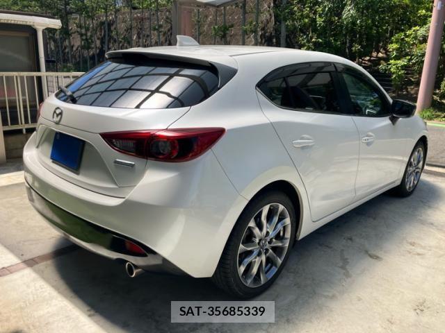 Mazda AXELA SPORT 2015-01 7562392-5