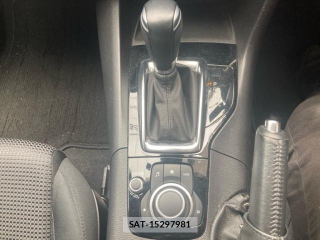 Mazda AXELA SPORT 2017-03 7617860-20