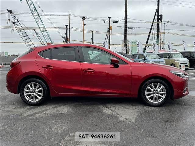 Mazda AXELA SPORT 2019-01 7617845-11