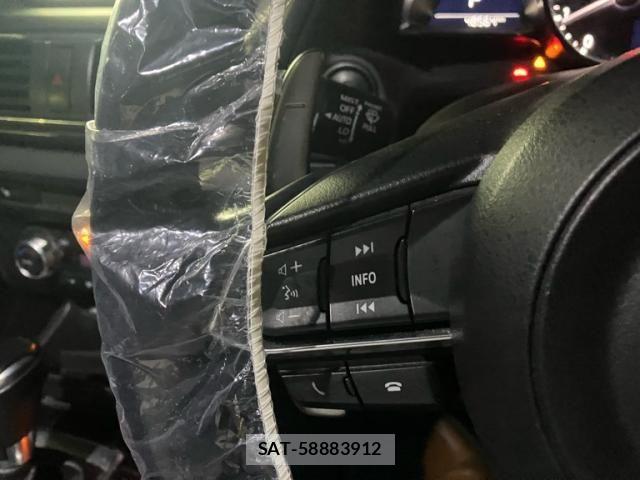 Mazda AXELA SPORT 2016-09 7617851-17
