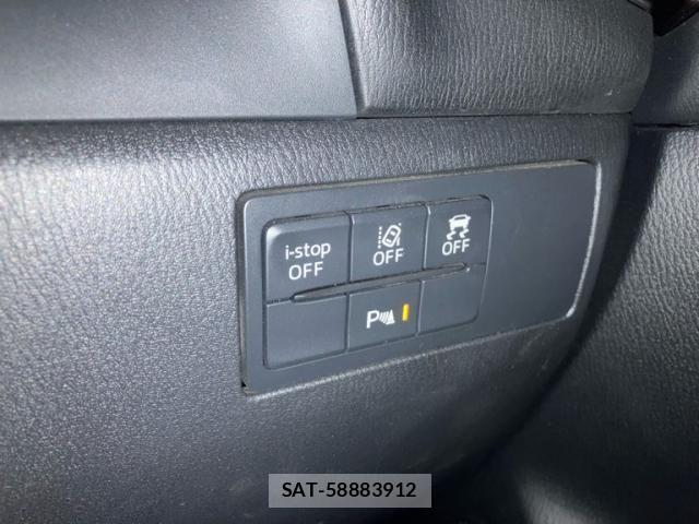 Mazda AXELA SPORT 2016-09 7617851-18