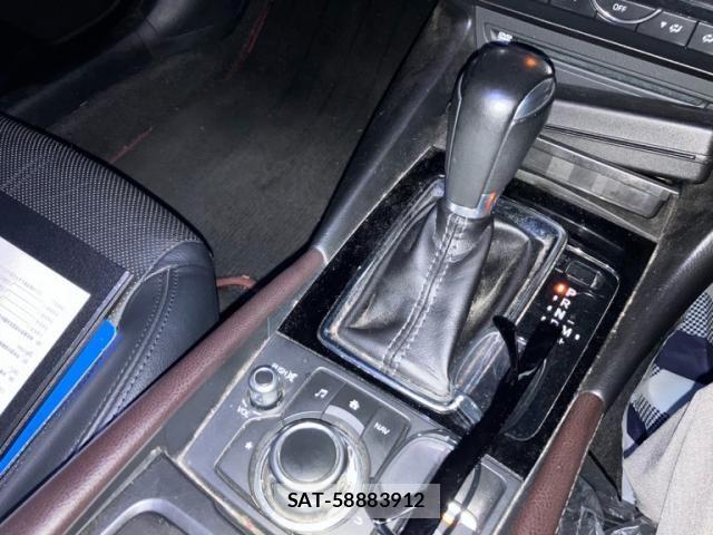 Mazda AXELA SPORT 2016-09 7617851-23