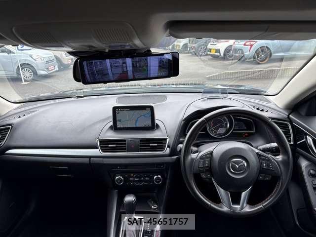Mazda AXELA SPORT 2014-07 7617859-1