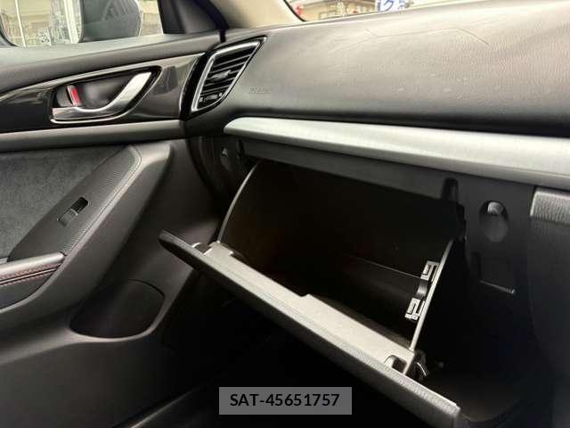Mazda AXELA SPORT 2014-07 7617859-26