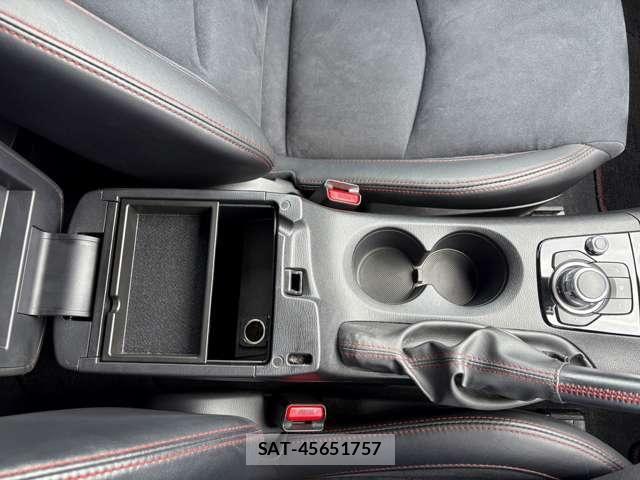 Mazda AXELA SPORT 2014-07 7617859-27