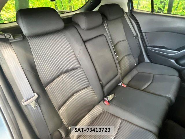 Mazda AXELA SPORT 2014-05 7617858-8